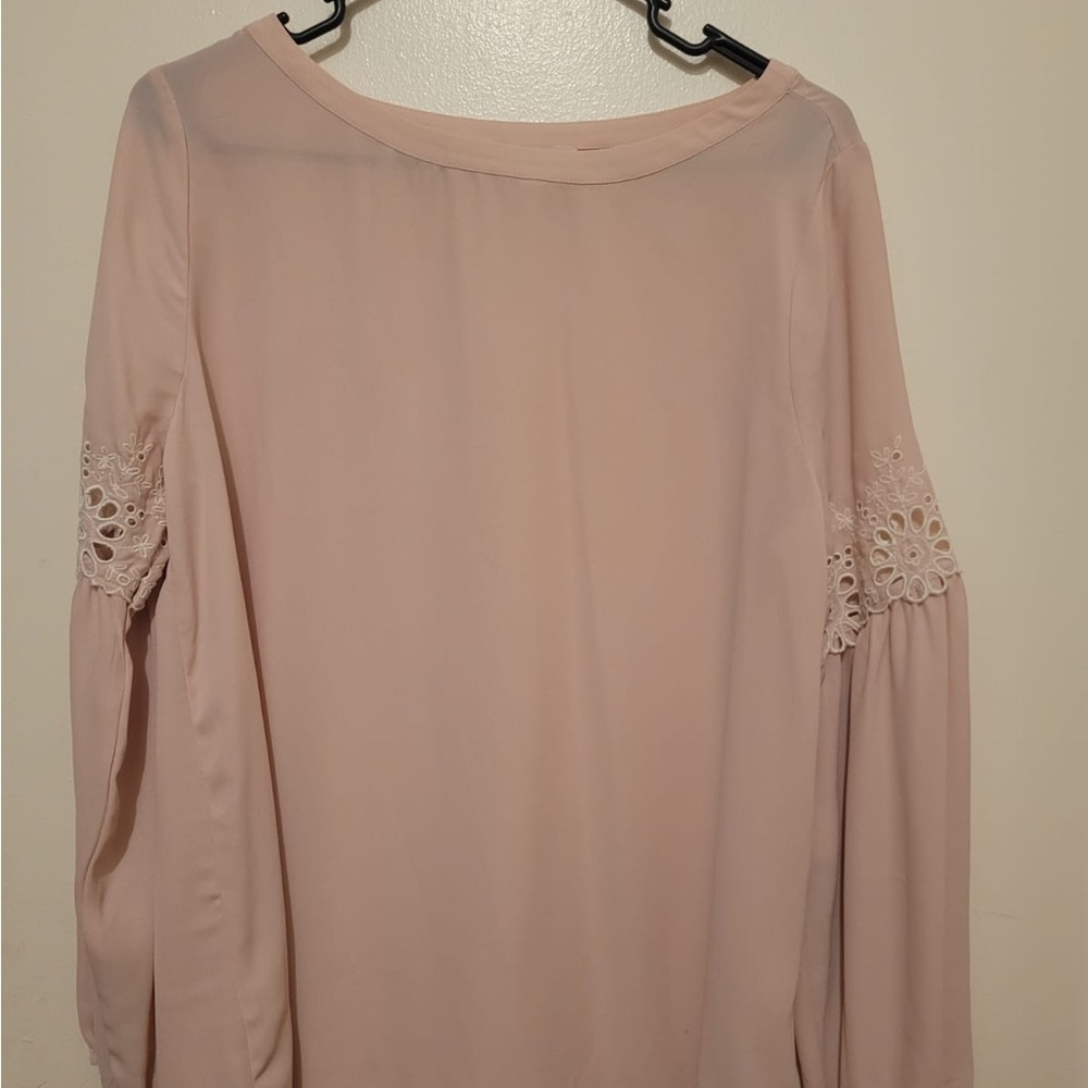 Blouse - Picture 2 of 3